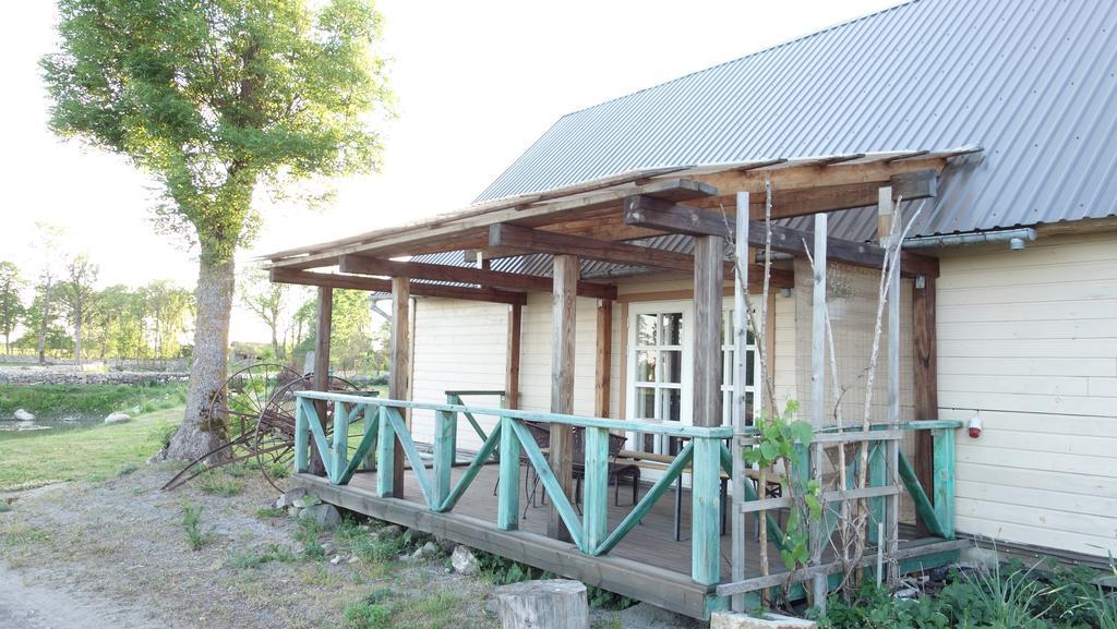 Matja Adu-Jaani Kodumajutus Bed & Breakfast エクステリア 写真